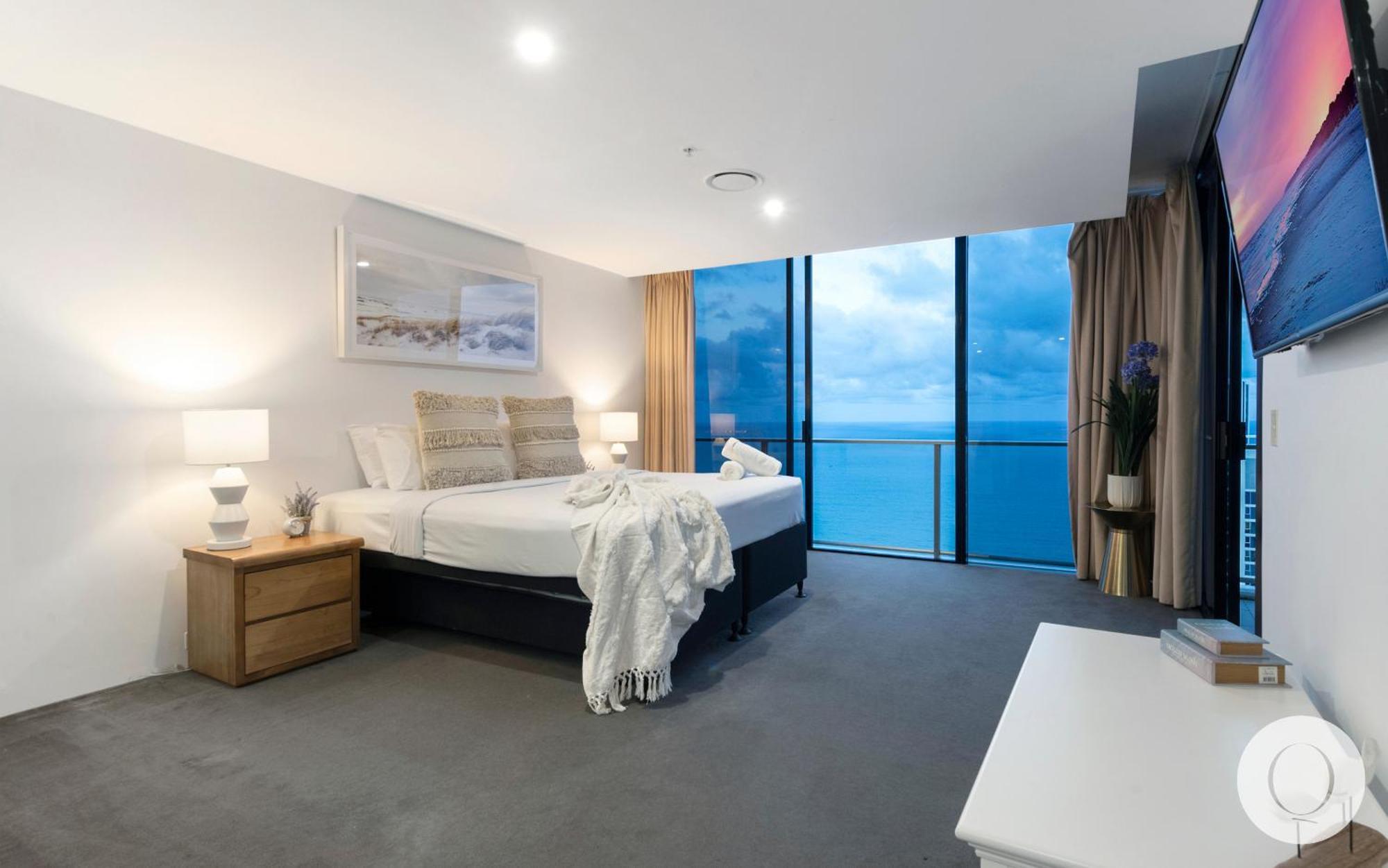 5 Bedroom Executive Sub Penthouse In The Heart Of Surfers With Full Ocean Views - Sleeps 12 - Circle On Cavill Amazing!! Голд-Кост Екстер'єр фото