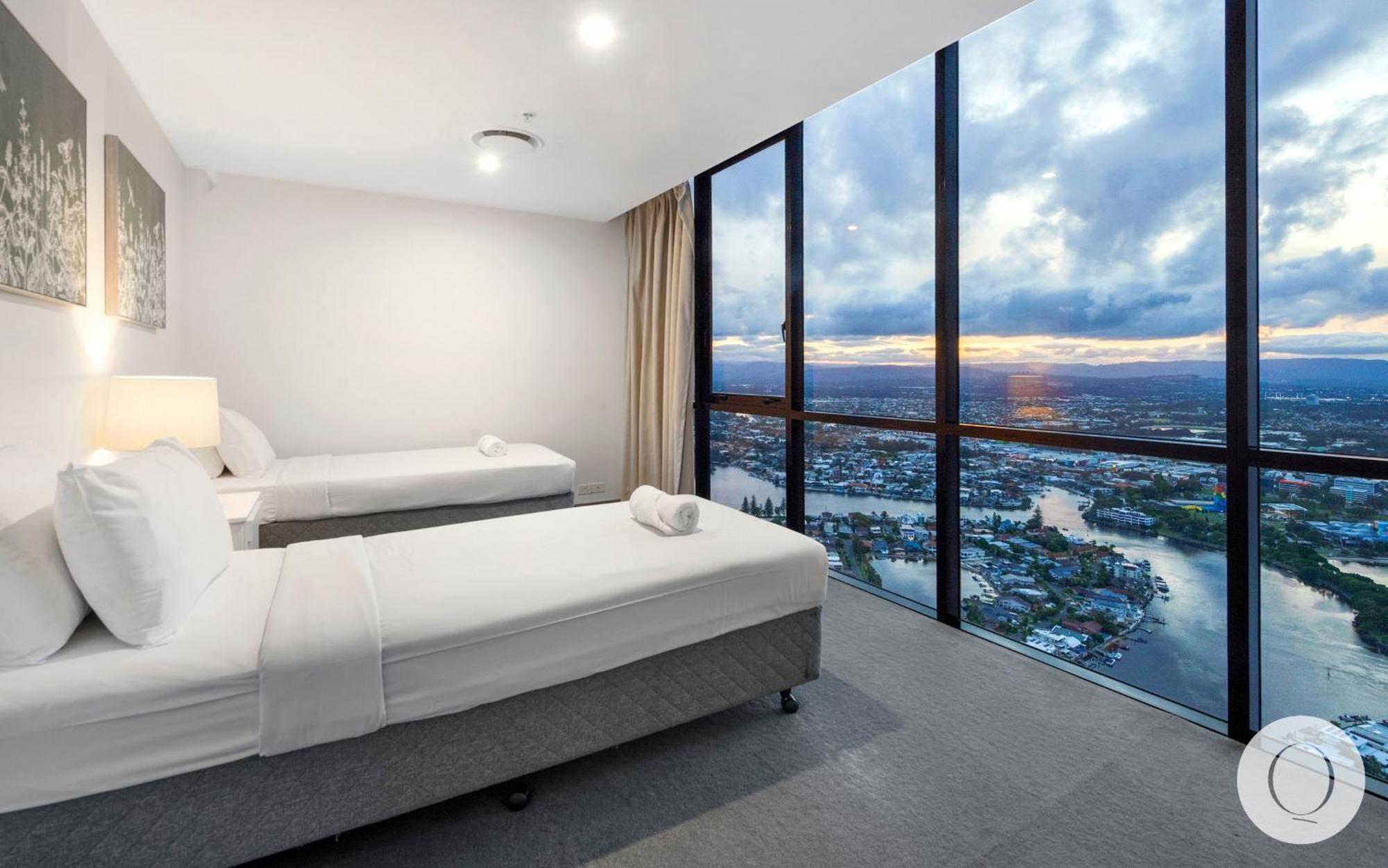 5 Bedroom Executive Sub Penthouse In The Heart Of Surfers With Full Ocean Views - Sleeps 12 - Circle On Cavill Amazing!! Голд-Кост Екстер'єр фото